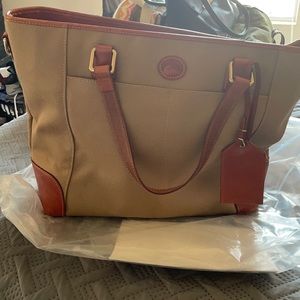 Dooney & Bourke Tote
